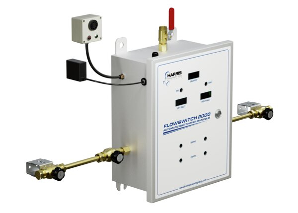 FLOWSWITCH 2000 2x2 Assembled_Right ISO.png