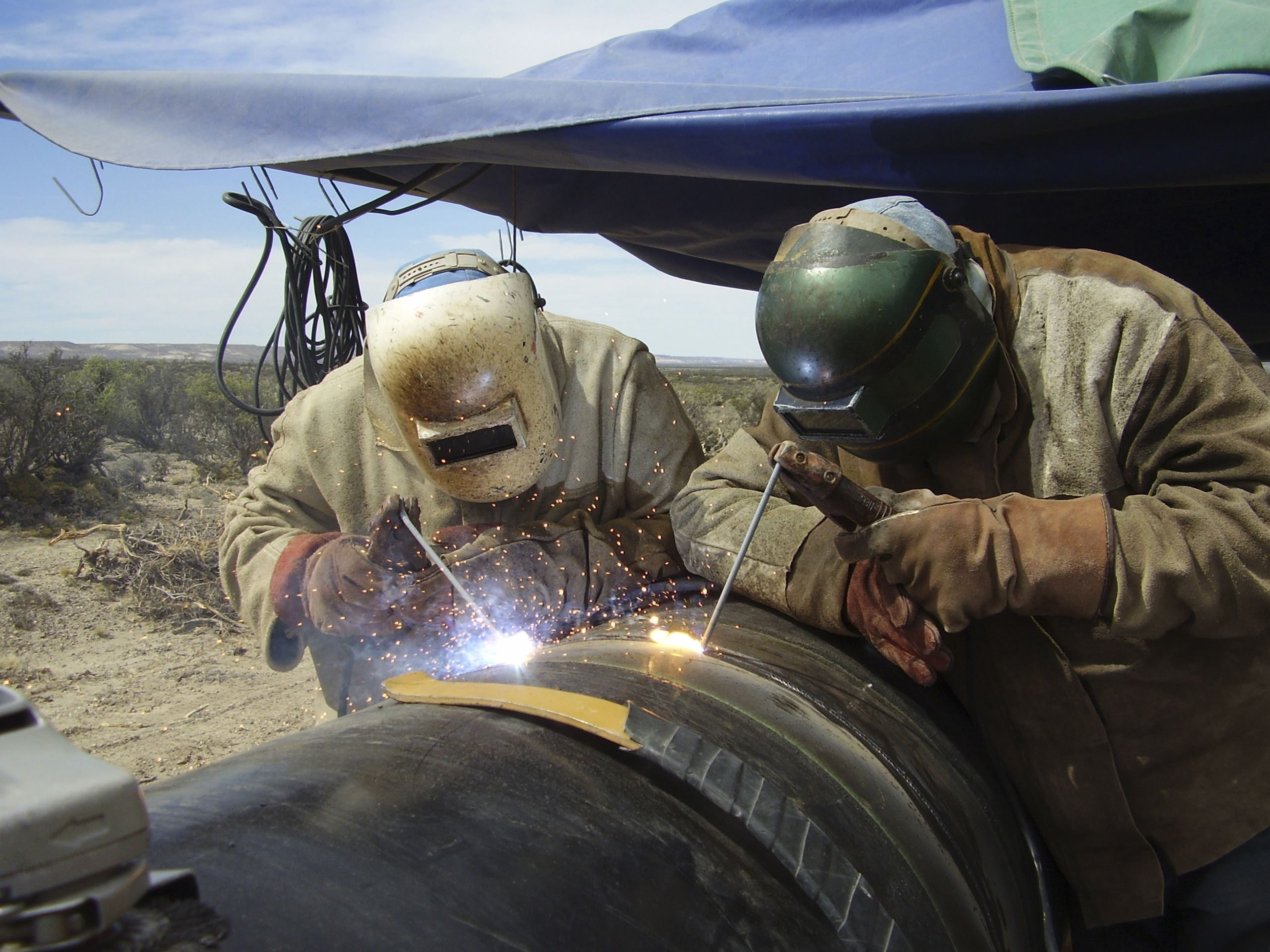 Stick Welding on pipeline