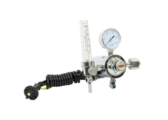 CO2 regulator with flow meter