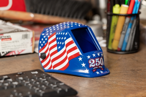 PressRelease-MiniHelmet250.jpg