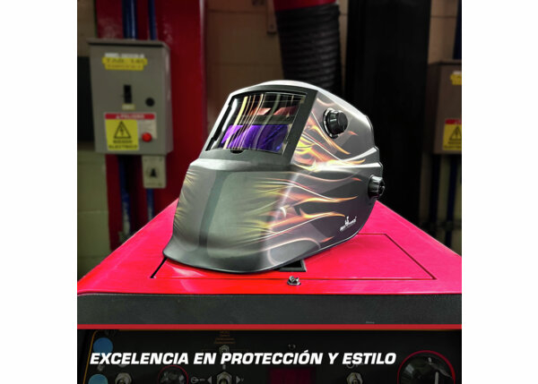 RF504651_06.jpg