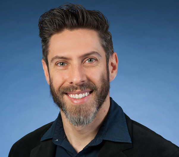 Andres Acuna Fischdick Headshot